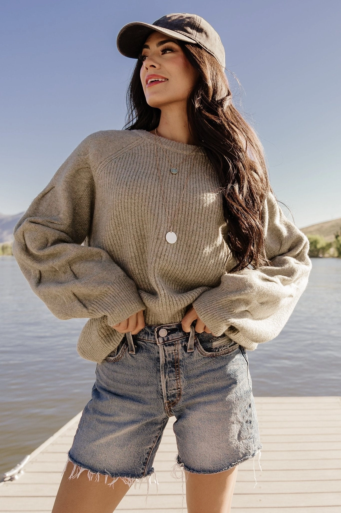Vancouver Sweater | Light Olive Perfect Layer Perfect Layering