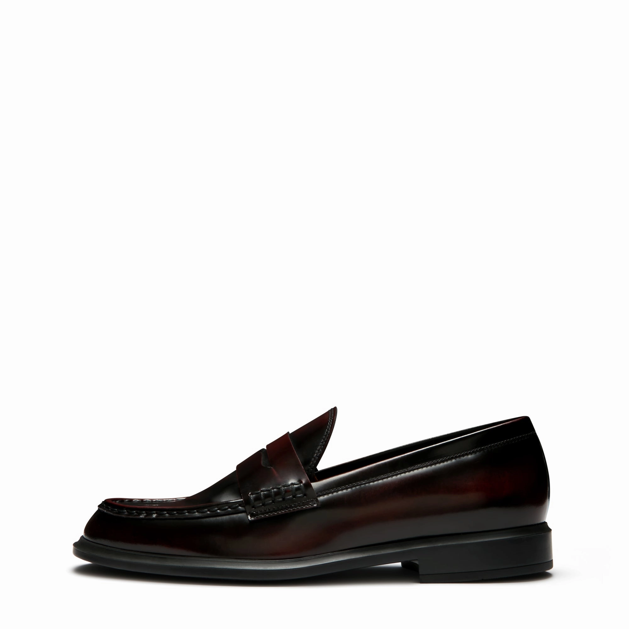 Modern Luxury Vend?me Blandine bordeaux red spazzolato leather loafers