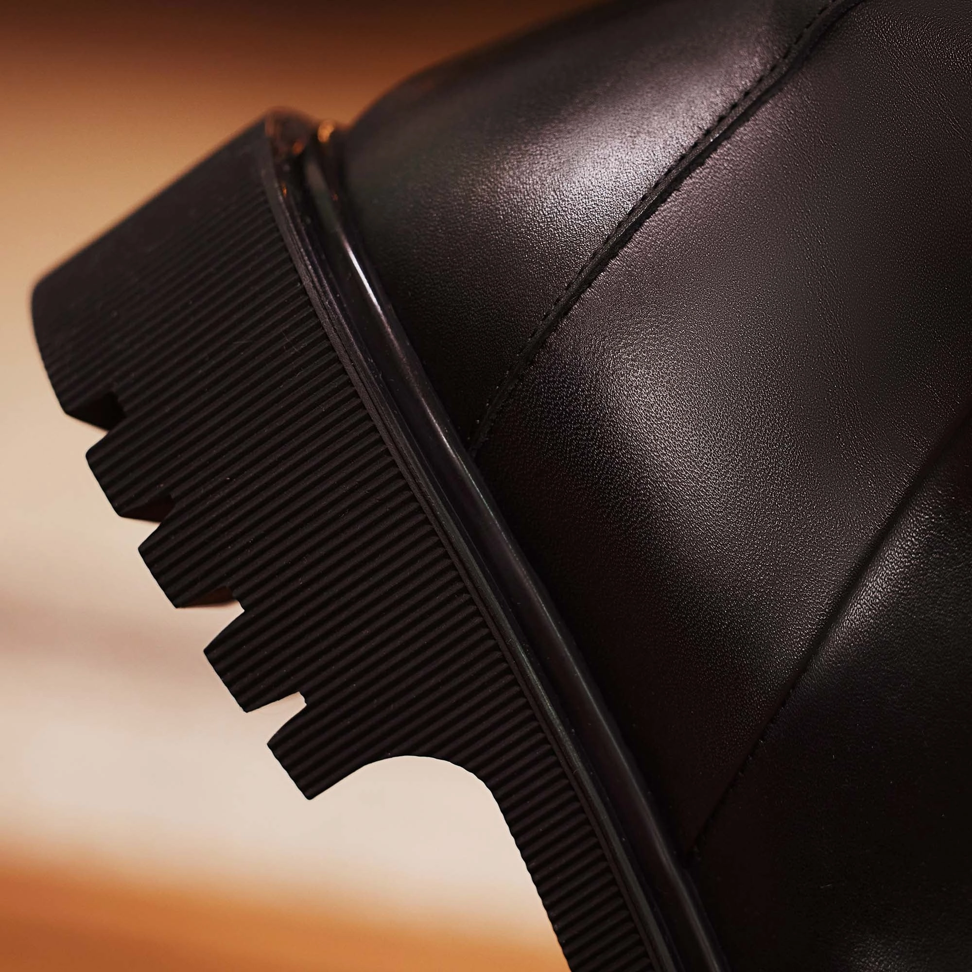 Vend?me Riva black calfskin leather boots Leather Upper Mud Resistant Trail Exploration