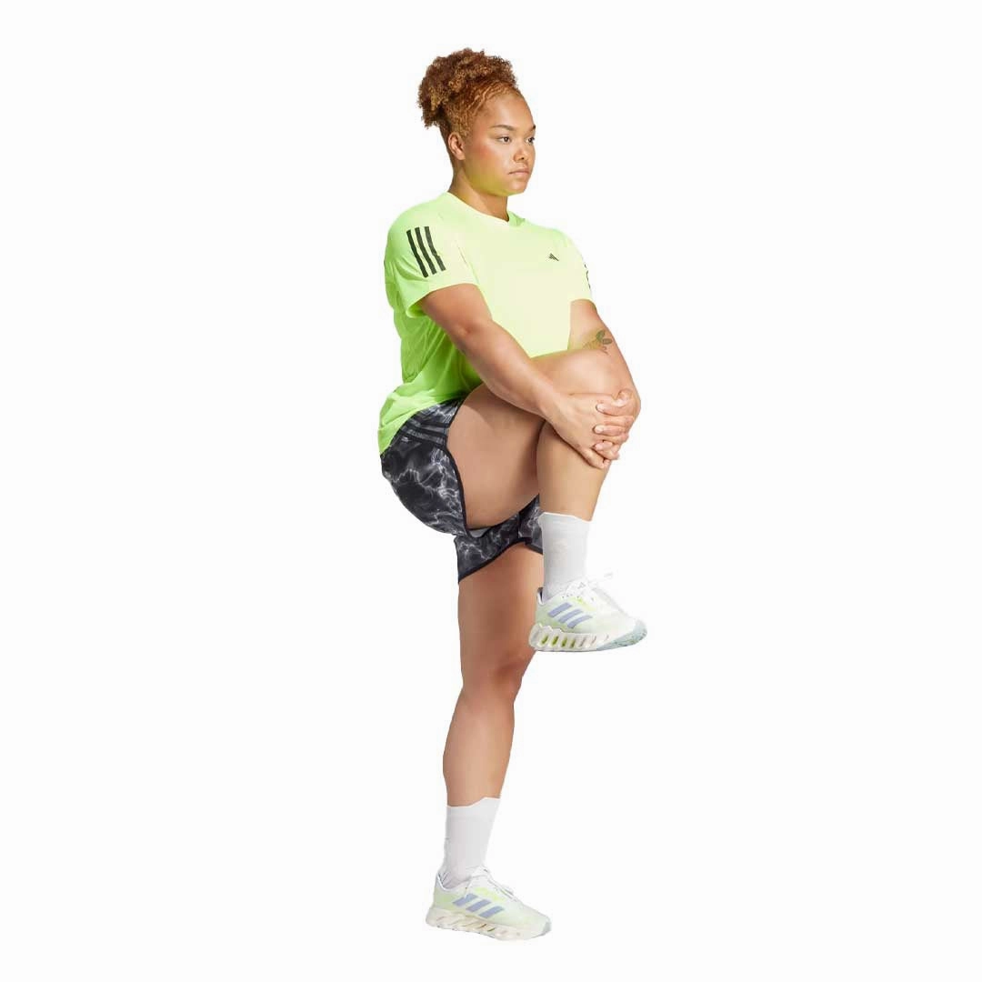 adidas - Women's Marathon 20 Allover Print 4 Inch Shorts (IL1665-4IN) Soft Wear