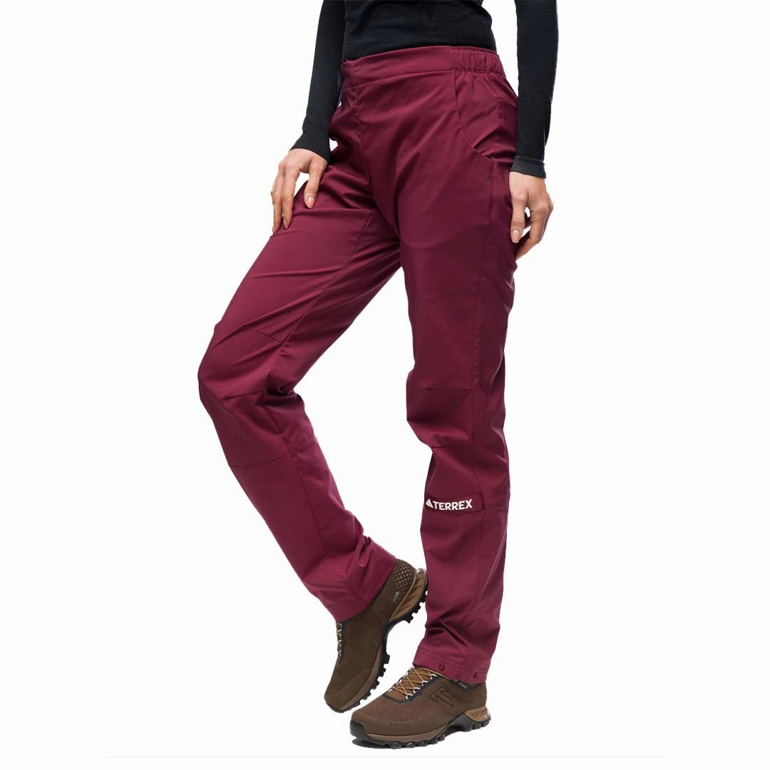 adidas - Women's Terrex Multi Woven Pant (HZ9050) Slim Fit Design