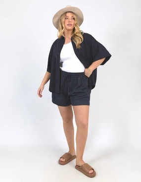 Elm Bliss Washed Short Washed Navy athletic style