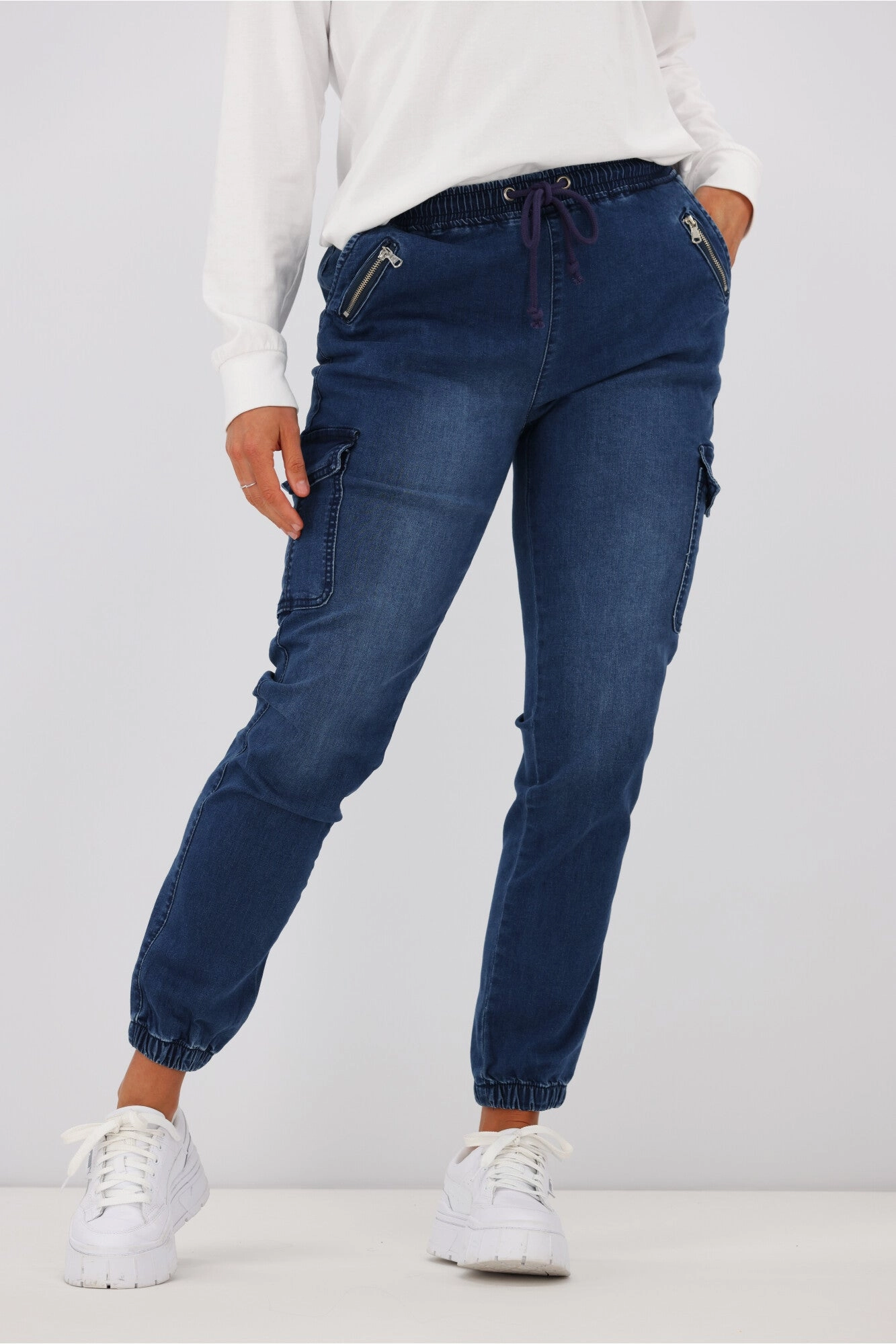 Chic Comfort Wakee Denim Billie Cargo Jean Blue