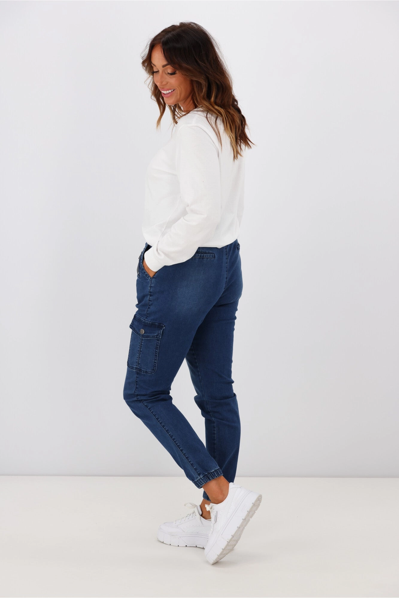 Compression Fit Wakee Denim Billie Cargo Jean Blue