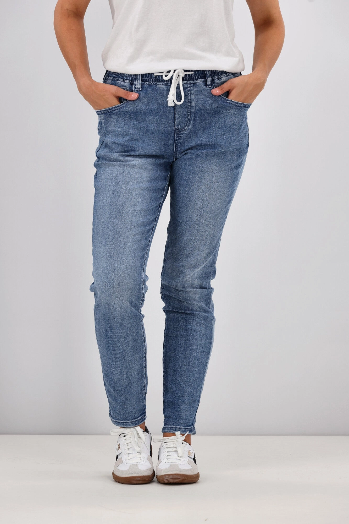 Wakee Denim Jaxon Jogger Washed Blue Gym Comfort Light and Comfortable