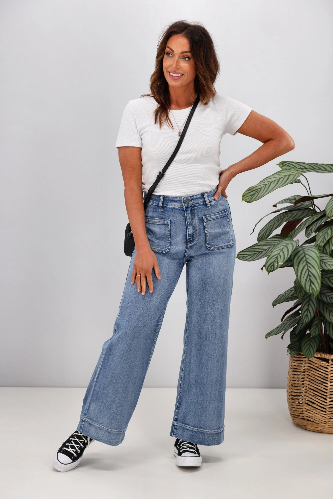 Wakee Lizzy Jean Washed Blue Ultra Shape Mountain Hike Body Shaping