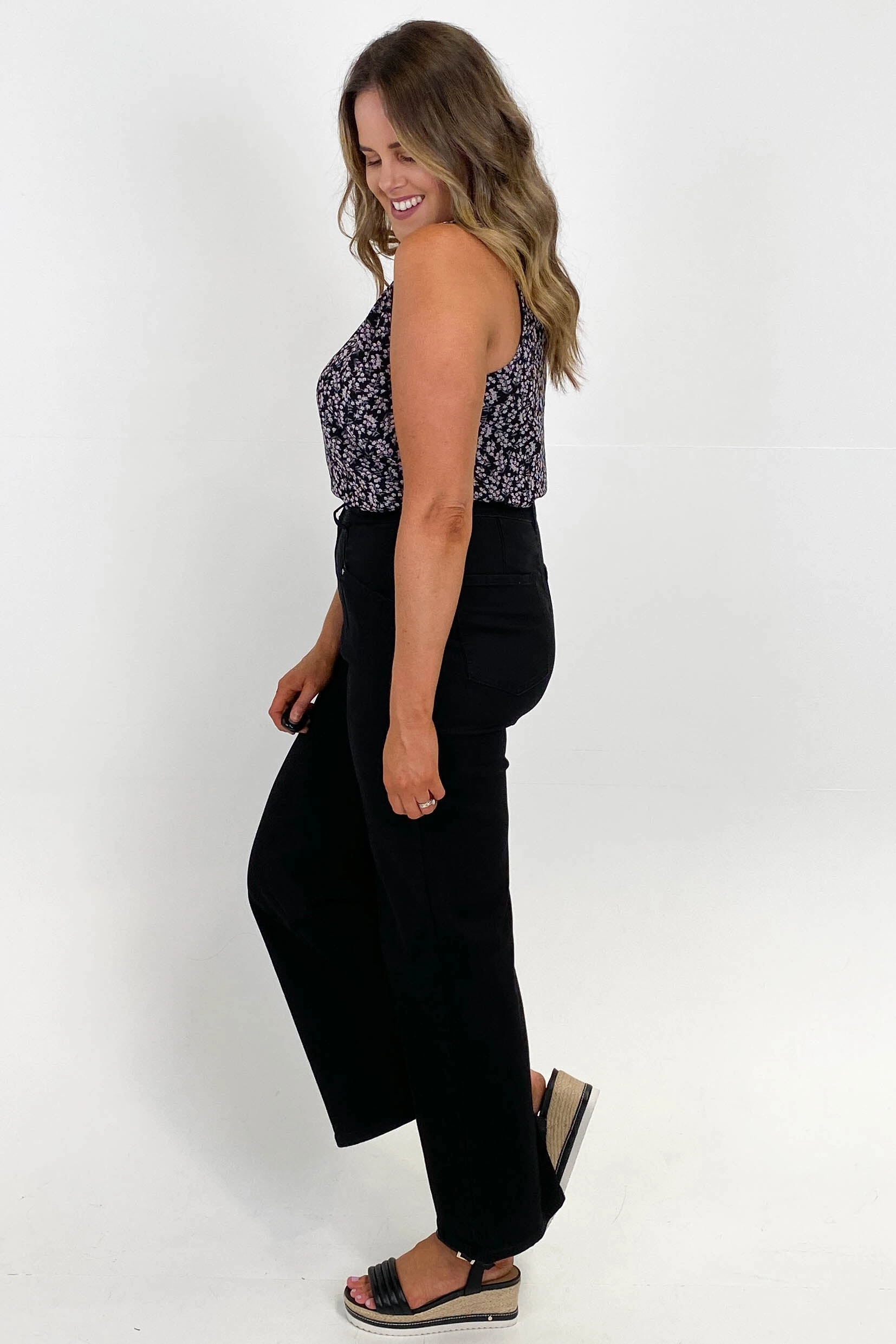 Wakee Natalia Wide Leg Jean Black Airport Travel For Men Pro Athlete Breathable Fabric