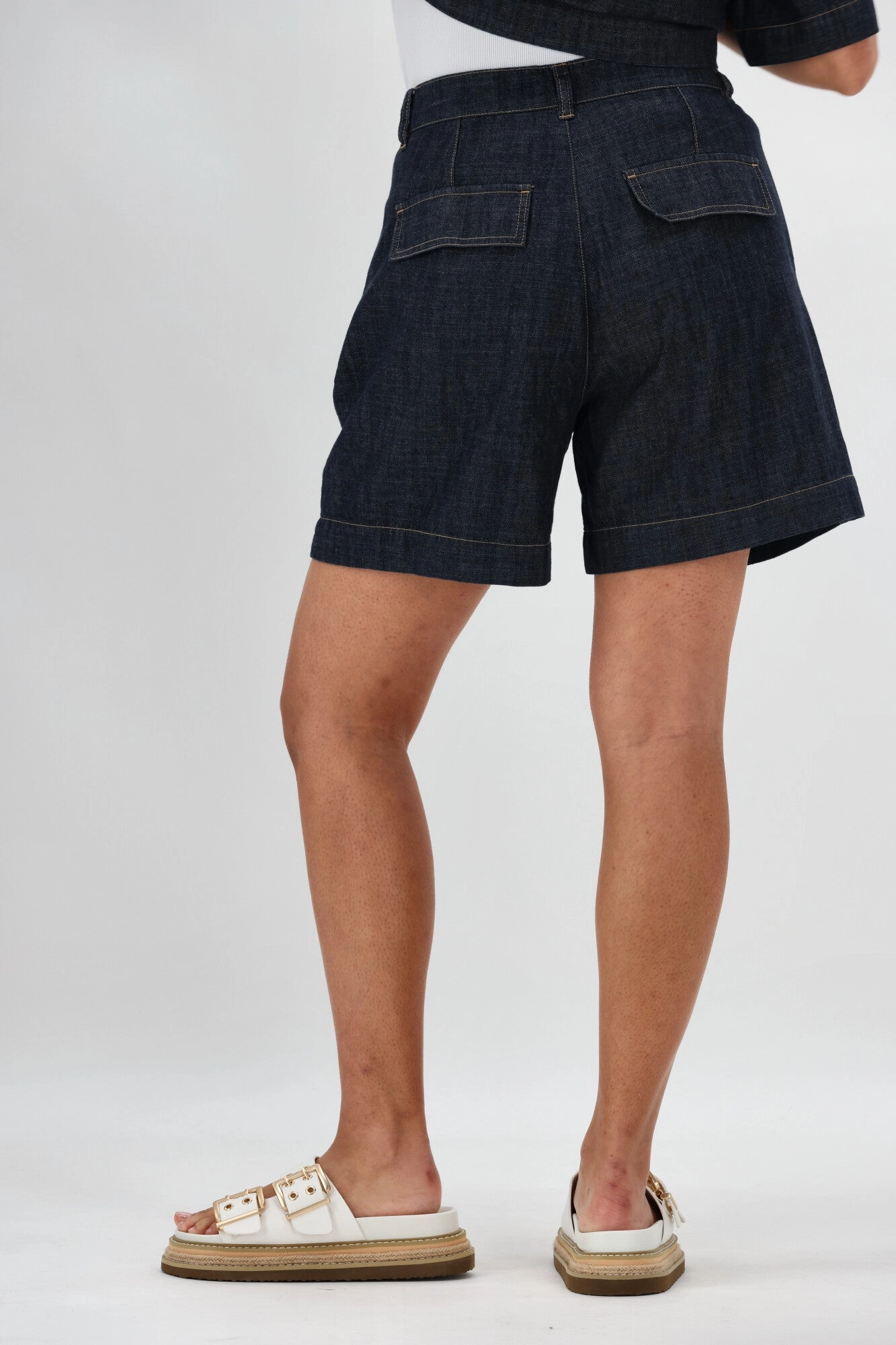 Shine On Label Cole Rinse Wash Resort Short Dark Indigo Flatlock Seam Technology Travel Friendly