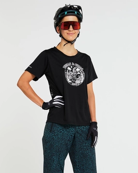 Womens Tech Tee | Dark Thrills weekday wear Soft and Light