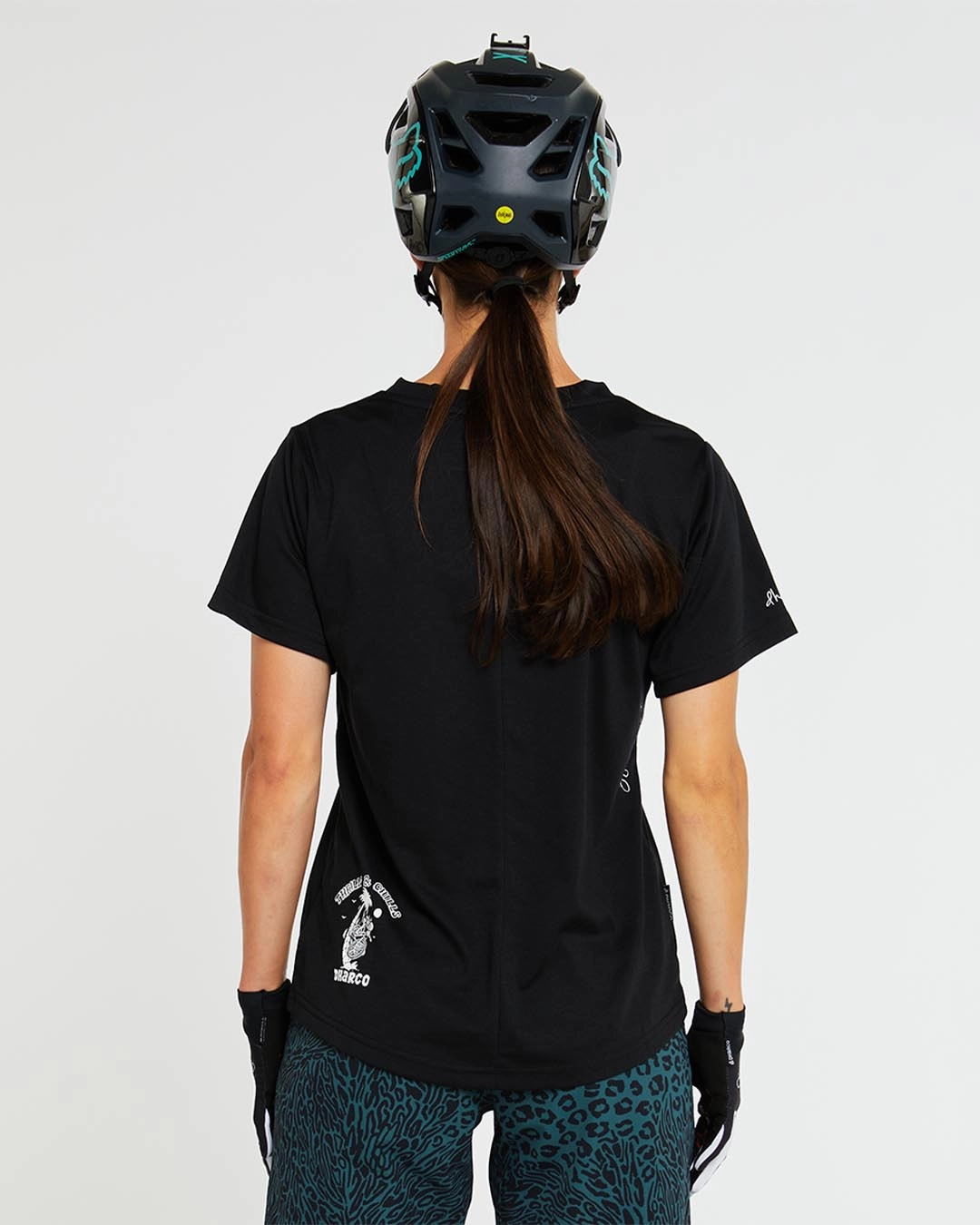 Comfy Vibe Womens Tech Tee | Dark Thrills