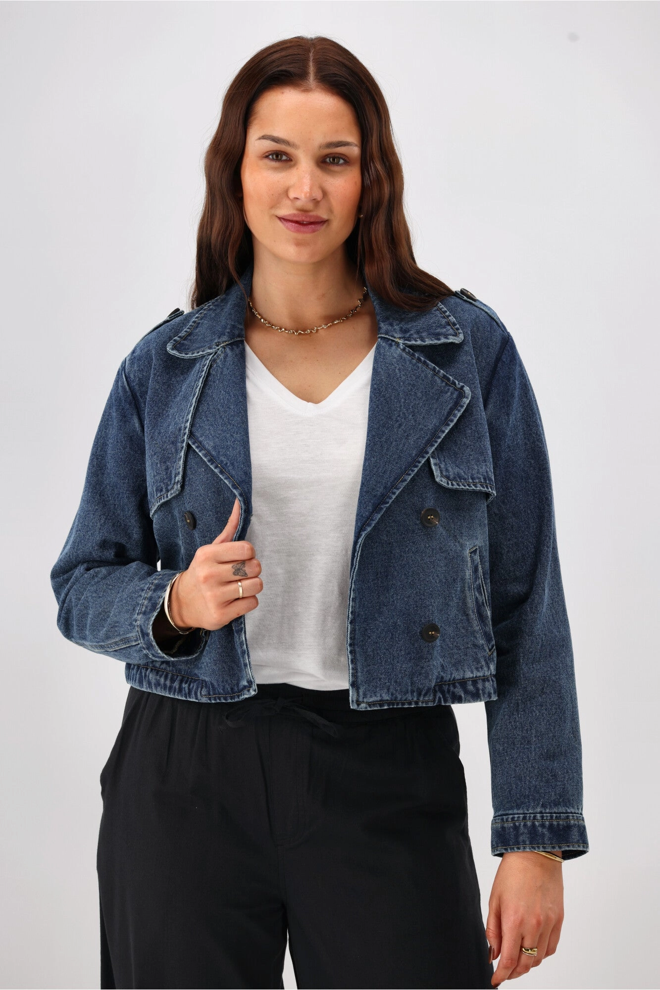 Breathable mesh lining Shine On Label Mercedes Cropped Denim Trench