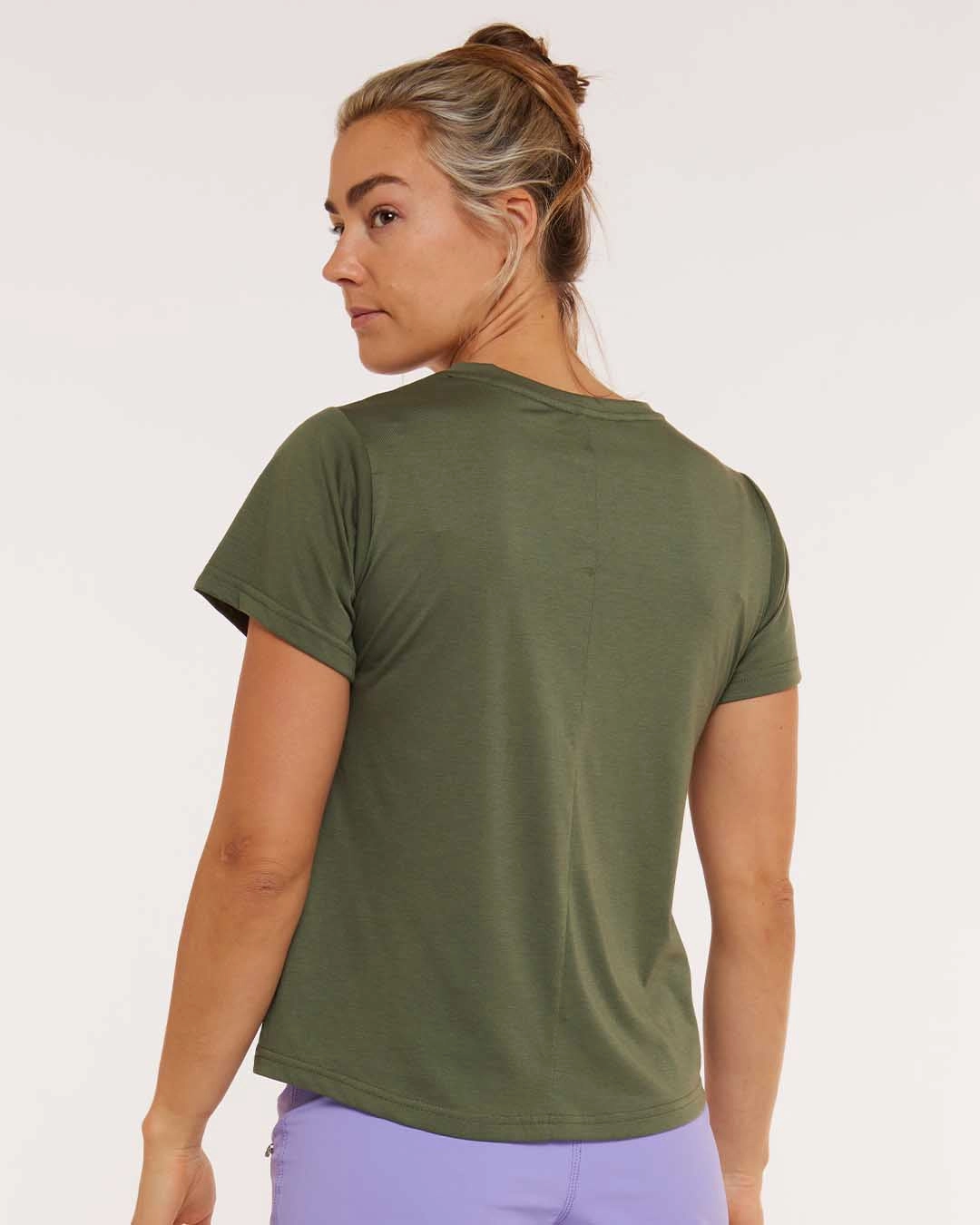 Cool and Comfortable Womens Short Sleeve Tech Tee | Garigal Green