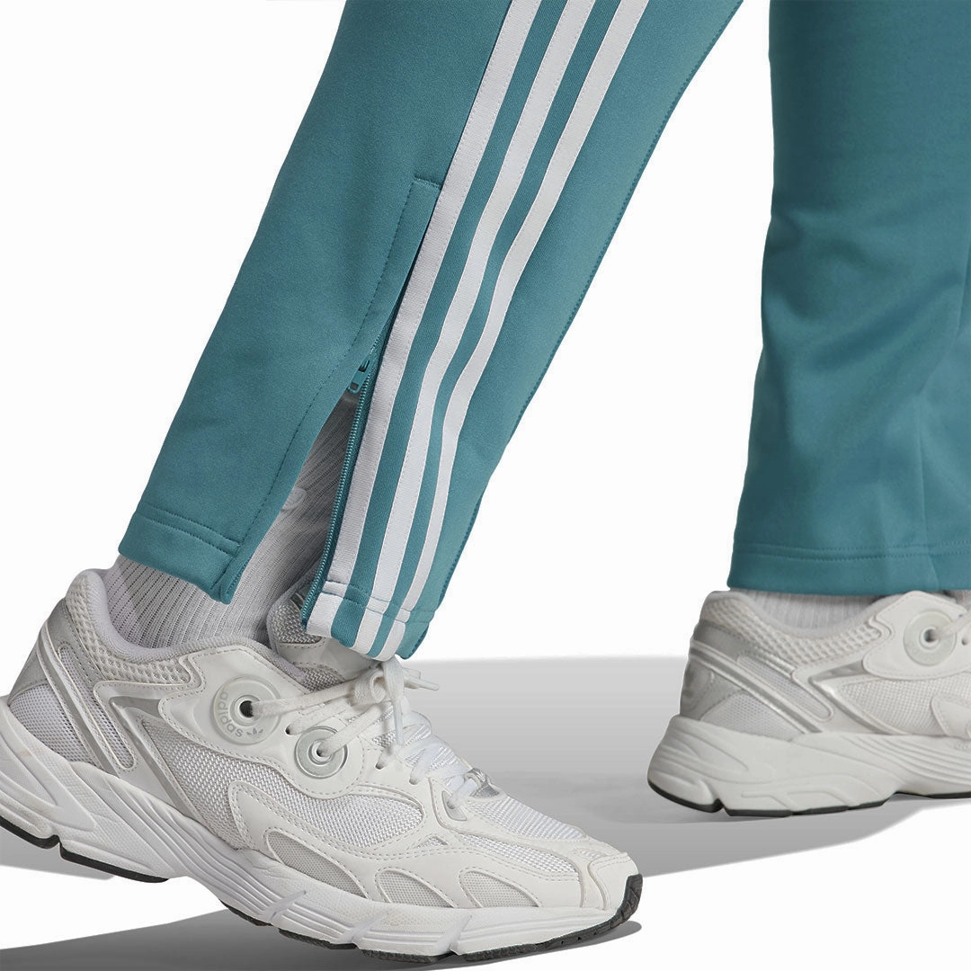 adidas - Women's Adicolor SST Track Pant (Plus Size) (IL6652) Stay Fresh